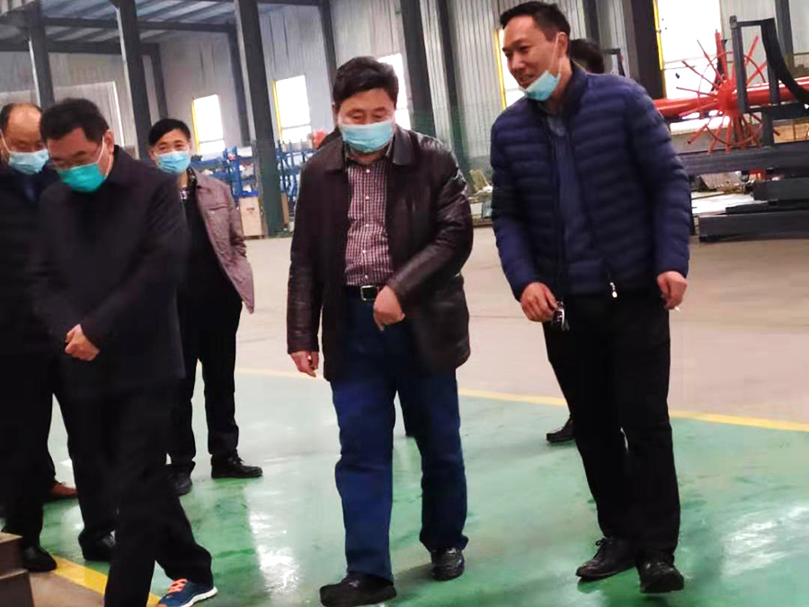戳我试试